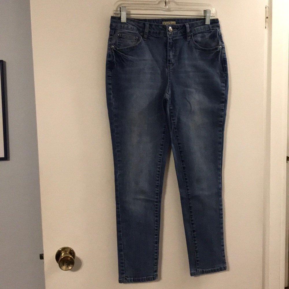 Earl skinny blue jeans